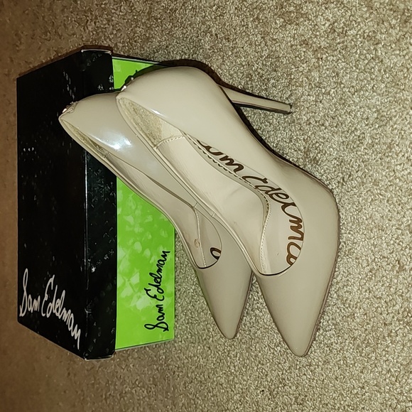 Sam Edelman Danna Nude Patent Heels - Picture 4 of 15